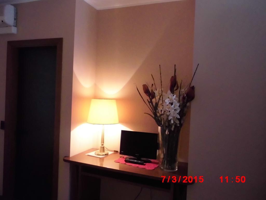 Albergo Ponte Vecchio Cernobbio Room photo