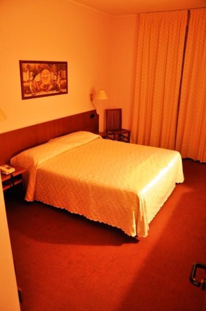 Albergo Ponte Vecchio Cernobbio Room photo